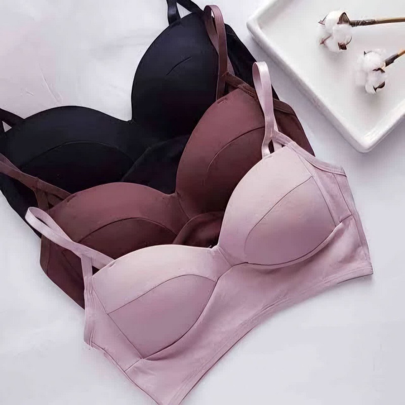 سوتین زنانه